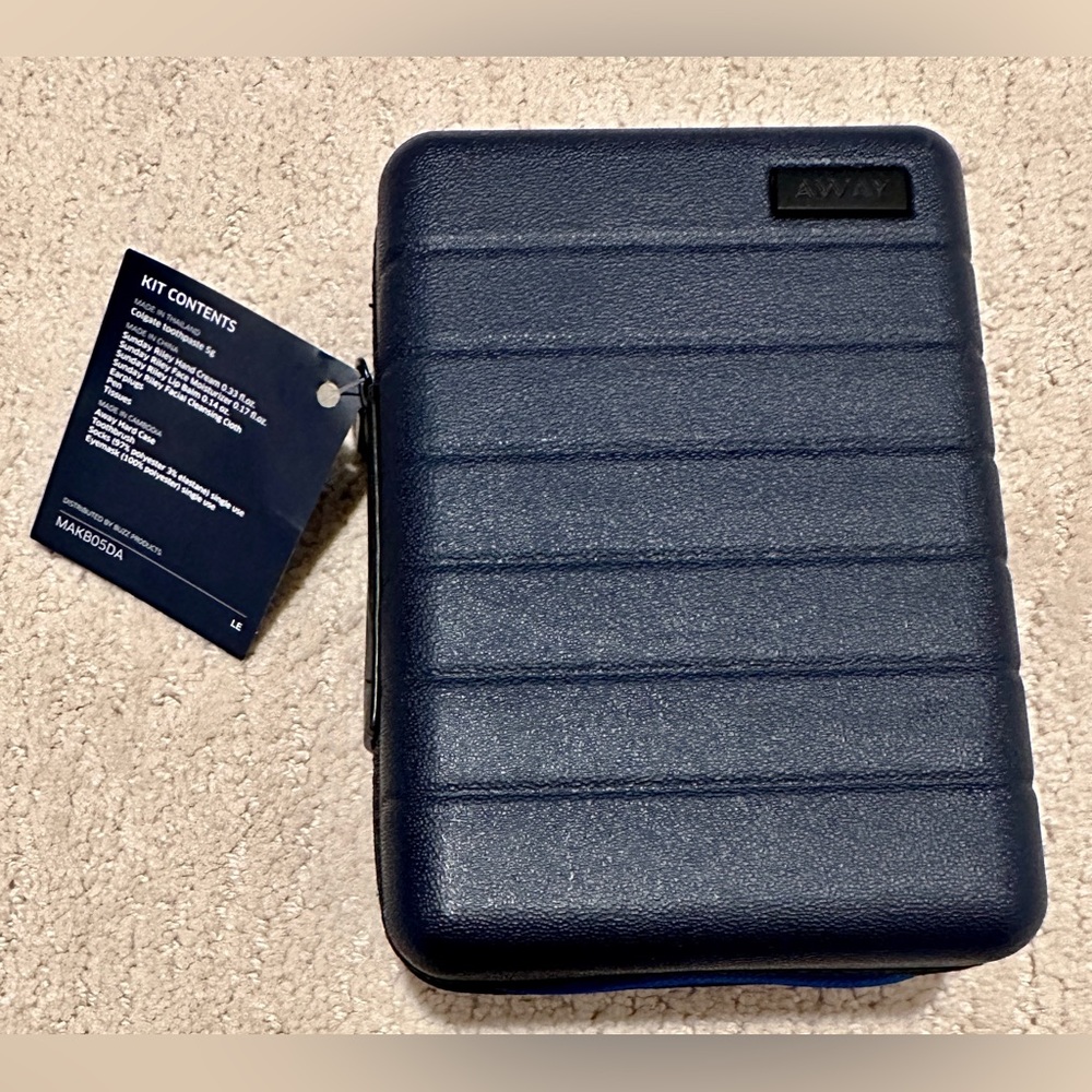 New With Tag Away United Polaris Amenities Kit with Amenities, Navy color